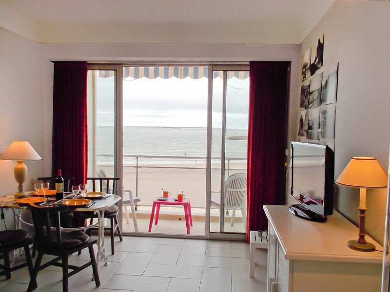 Les Autans Hotel Royan Buitenkant foto